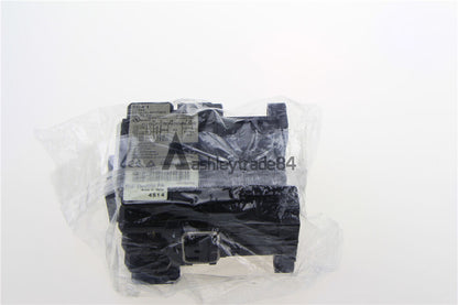 Fuji Magnetic Contactor SC-4-1 200-240VAC - FUJI