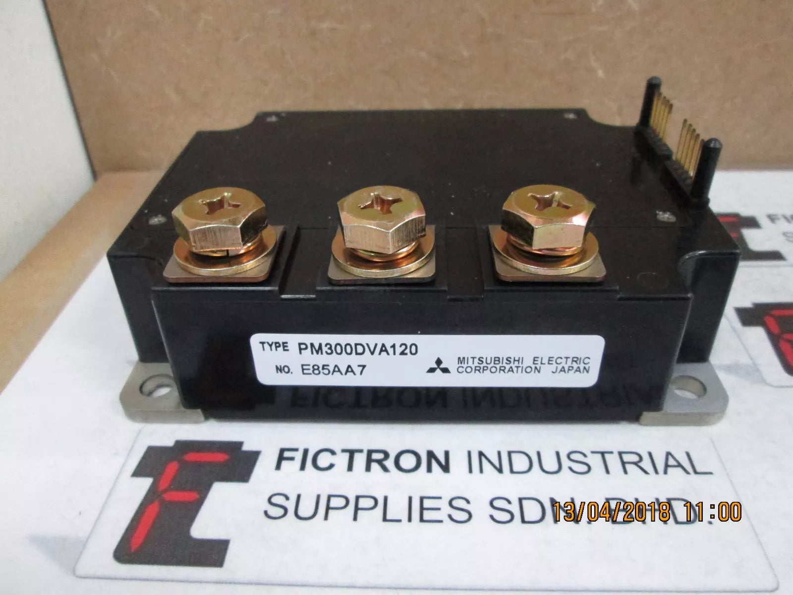 New Mitsubishi PM300DVA120 PM300DVA-120 Power module - MITSUBISHI