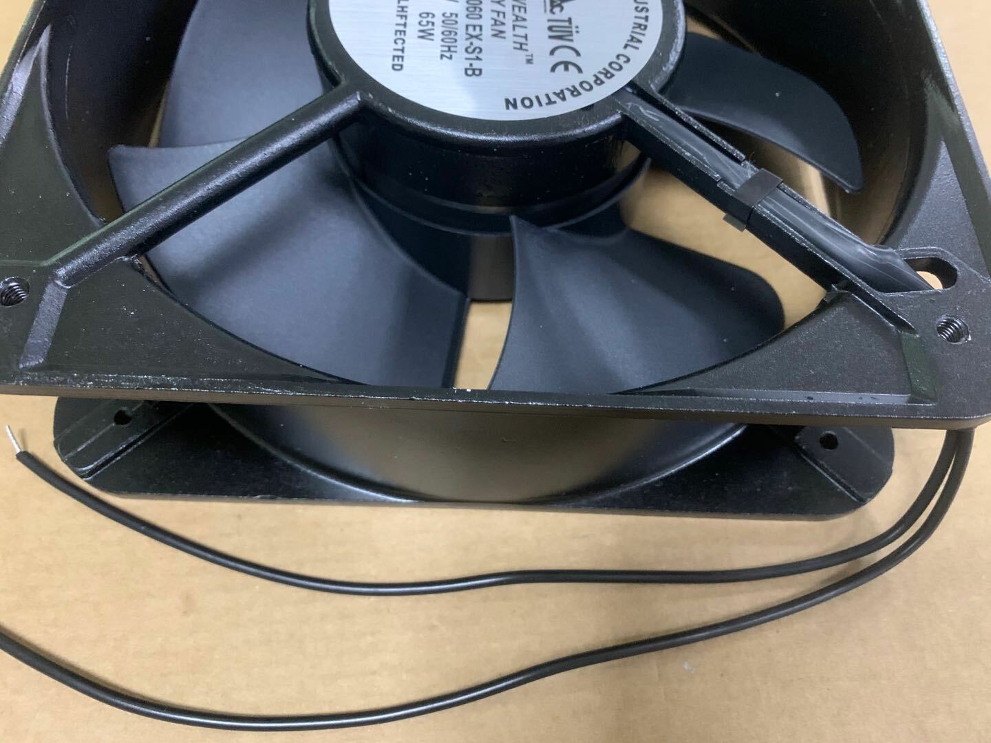 new 1pcs FP-20060EXS1-B fan 20060 220V 65W double ball bearing axial fan