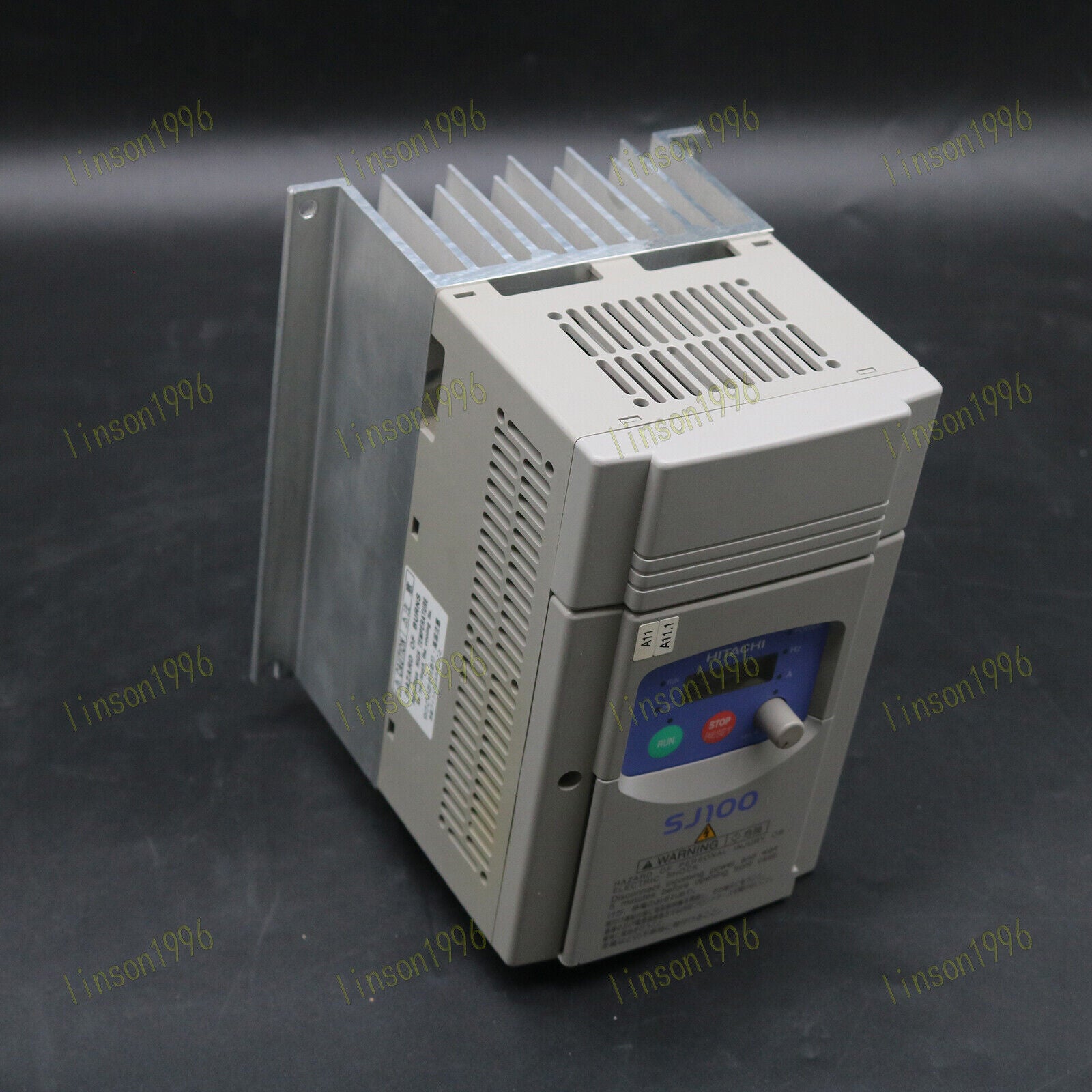 used  HITACHI SJ100-015NFE Frequency Converter 1.5KW 220V Tested In Good