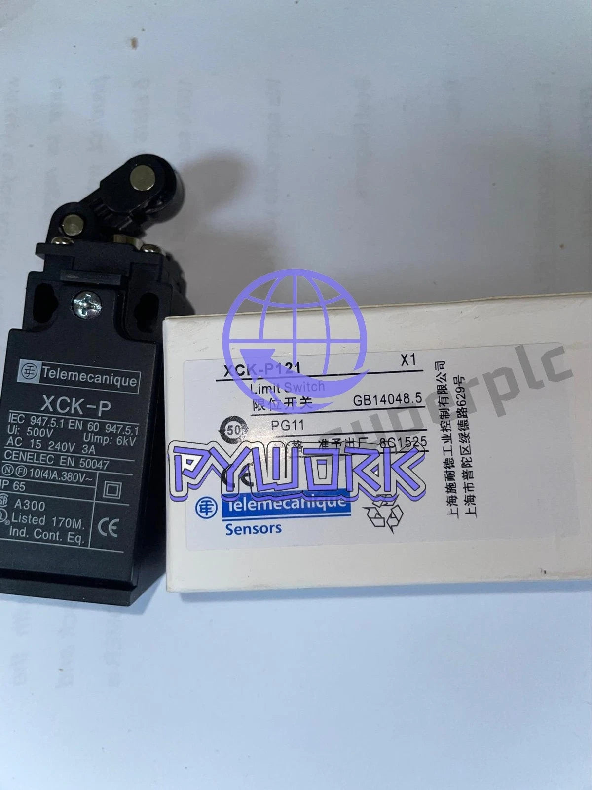 Telemecanique-XCKP121 1PCS Limit Switch XCK-P XCK-P121 FAST SHIPPING