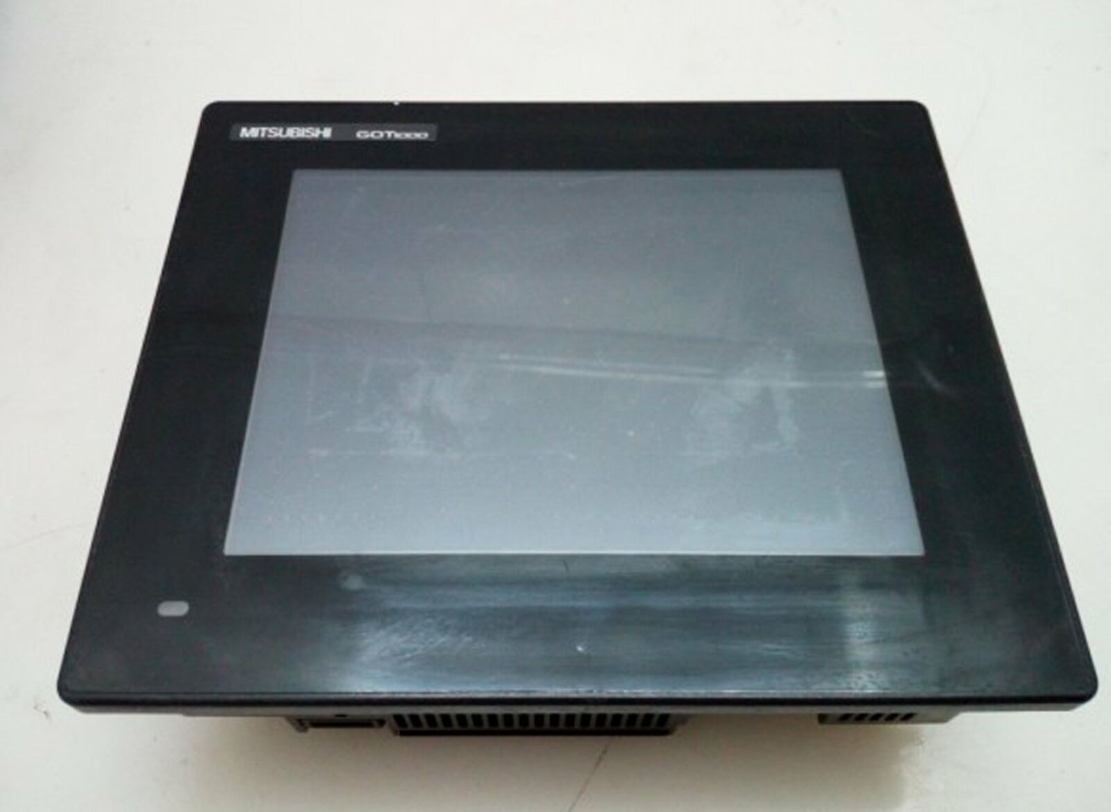 Used Mitsubishi GT1055-QSBD-C, Tested and in Good Condition - MITSUBISHI