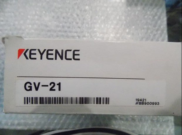 1PC Keyence GV-21 GV21 Sensor In Box Free Shipping *TT