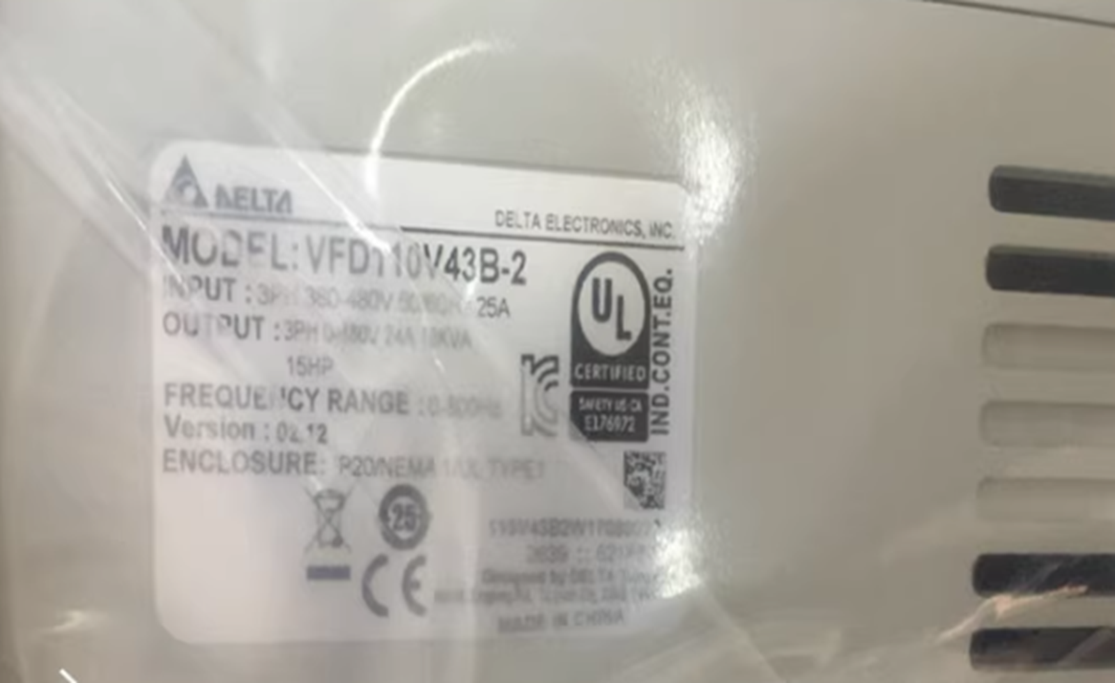 DELTA VFD110V43B2 AC Drive 11KW 380V VFD-V - DELTA