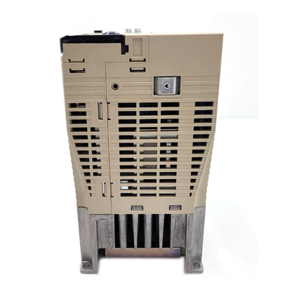 Yaskawa SGDV-180A01A002000 - YASKAWA