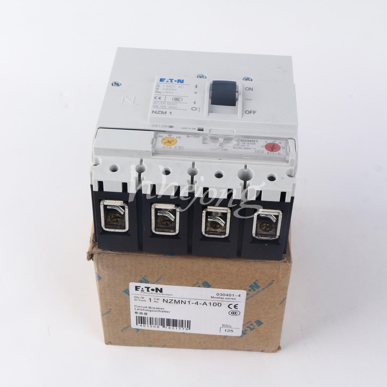 new 1PCS  Eaton Circuit breaker NZMN1-4-A100 Eaton