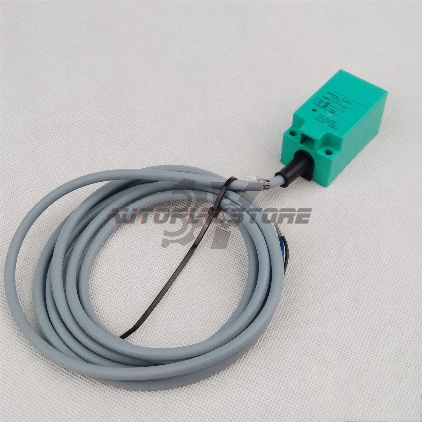 1PC Pepperl+Fuchs proximity sensor NBN15-F11-E2 ~~US