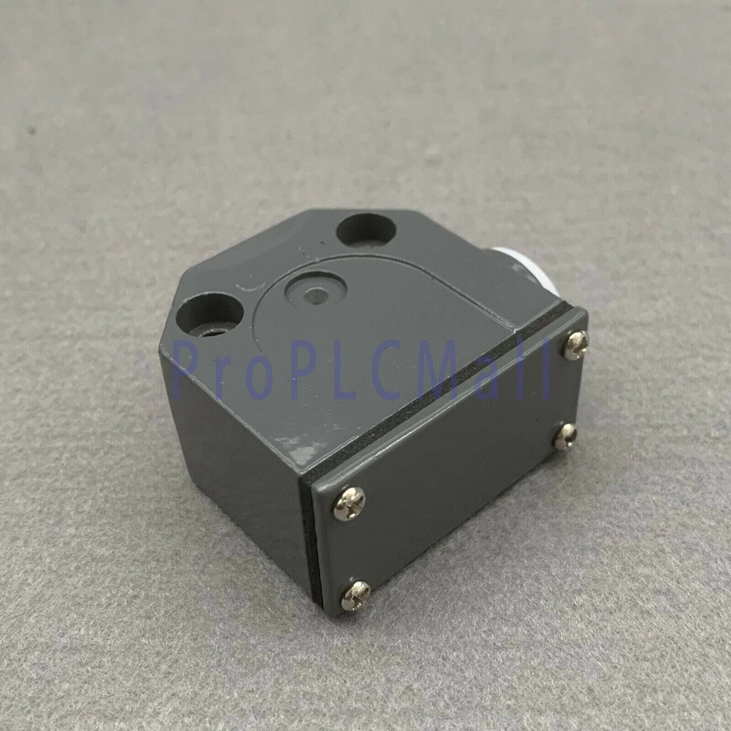 Balluff BNS0003 BNS819-FD-60-101 Position Limit Switches FREE SHIPPING 1PCS
