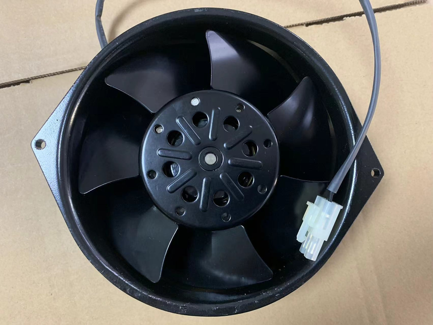 new 1pcs IKURA US7506X-TP 100V iron leaf fan