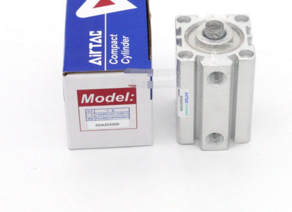 1PC AirTAC SDA32X30S Cylinder Free Ship