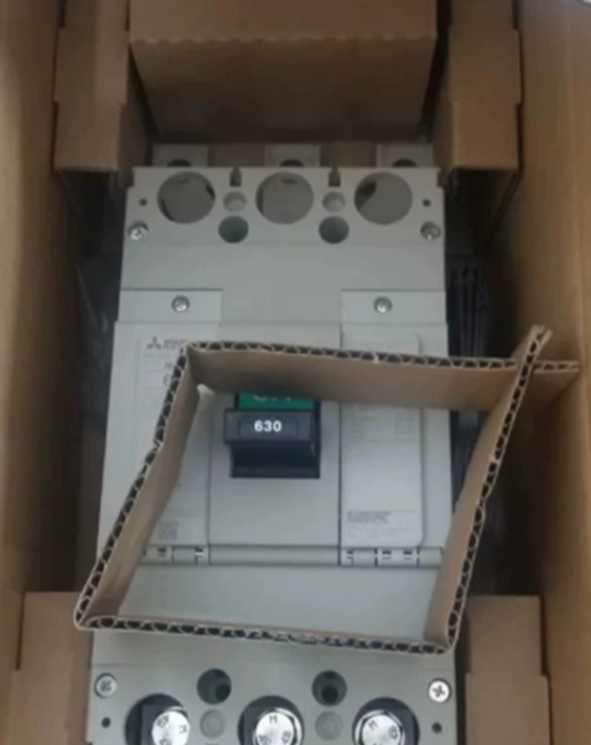 new Mitsubishi NF630-CW - MITSUBISHI