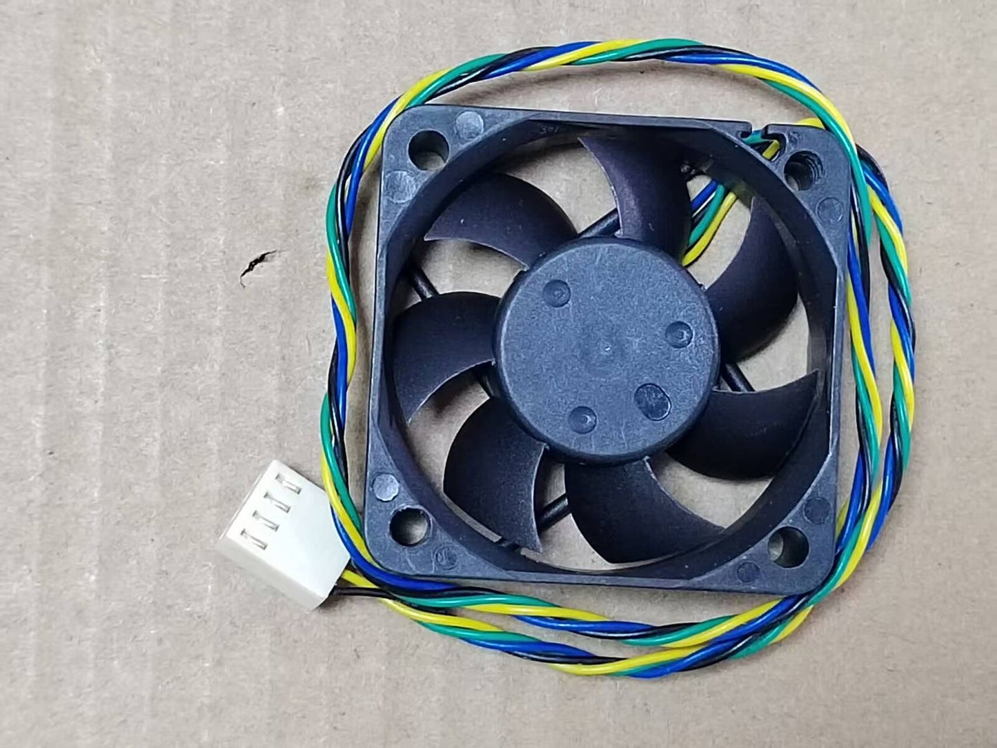new for AVC DA05015R12H 5015 50*50*15 mm 50mm 12V case cooling fans 0.20A fan