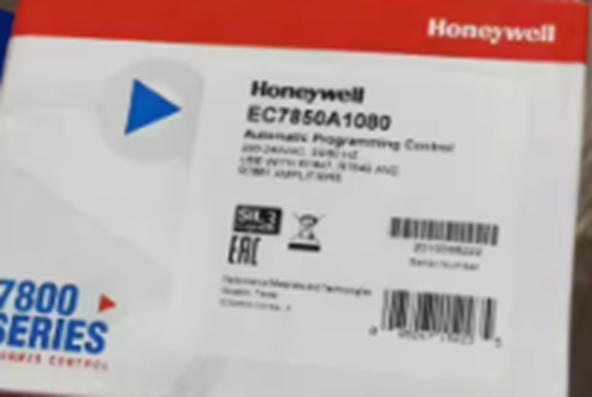 new   HONEYWELL EC7850A1080 Automatic Programming Controller