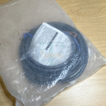 ! Omron E2E-X7D1-N Proximity Switch