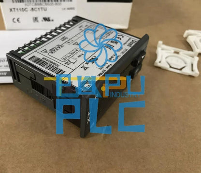 1Pcs Temperature Controller XT110C-5C1TU XT110C 5C1TU~