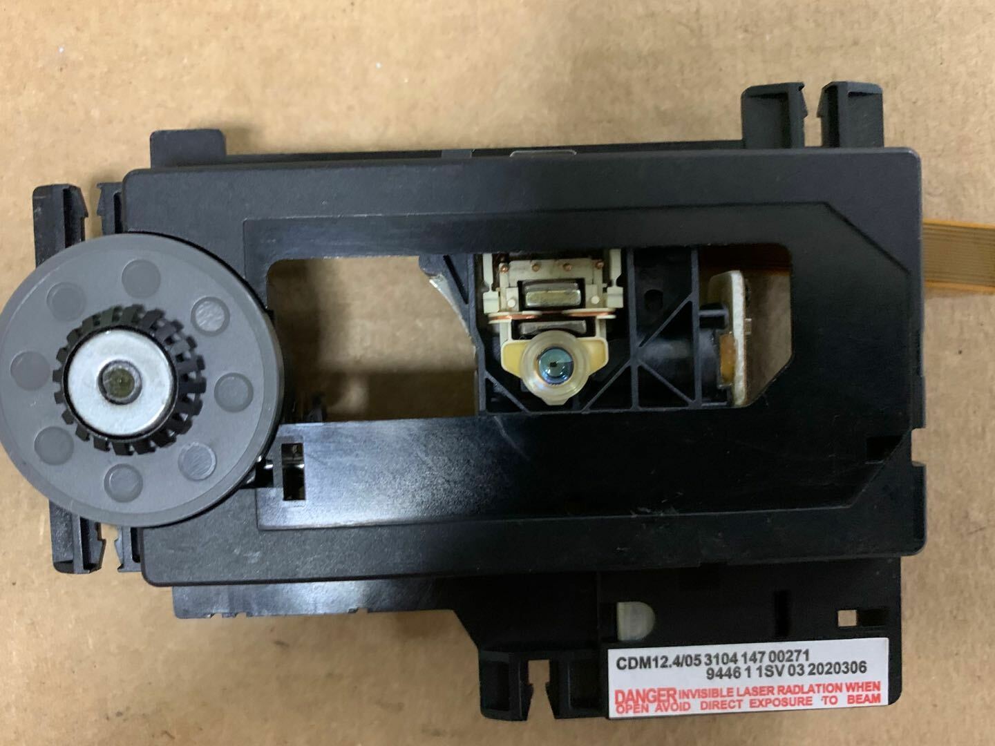 new 1pcs  Laser Lens Optical Pickup VAM-1204 CDM12.4 With Mechanism For Philips