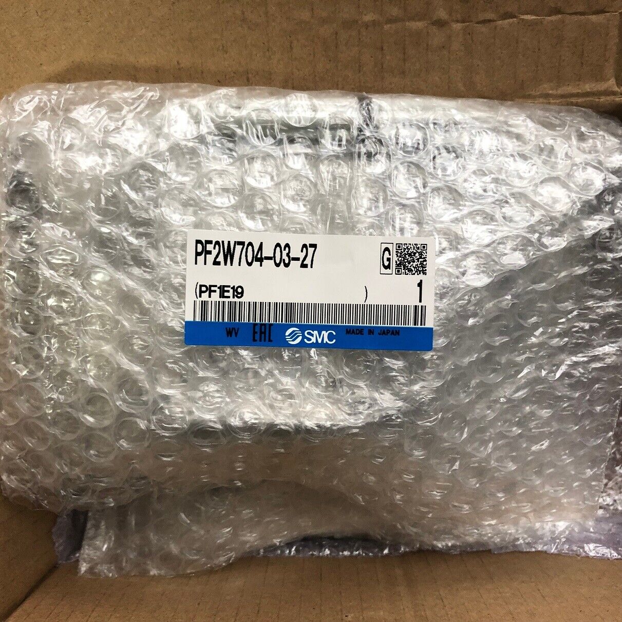 ONE SMC Digital Flow Switch PF2W704-03-27 - SMC
