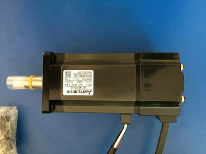 1PC MITSUBISHI AC SERVO MOTOR HC-MF43-UE HCMF43UE