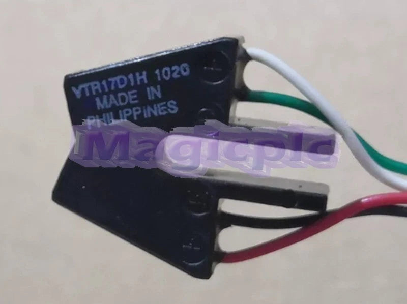 1PCS VTR17D1H Optical Eye Sensor, Counting Sensor, Infrared Head~