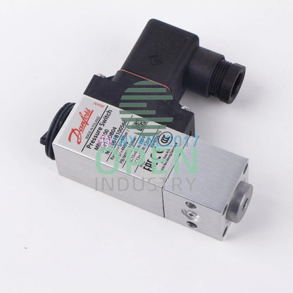 1PCS DANFOSS MBC5100 3641-1DB04 061B100566 Pressure Switch