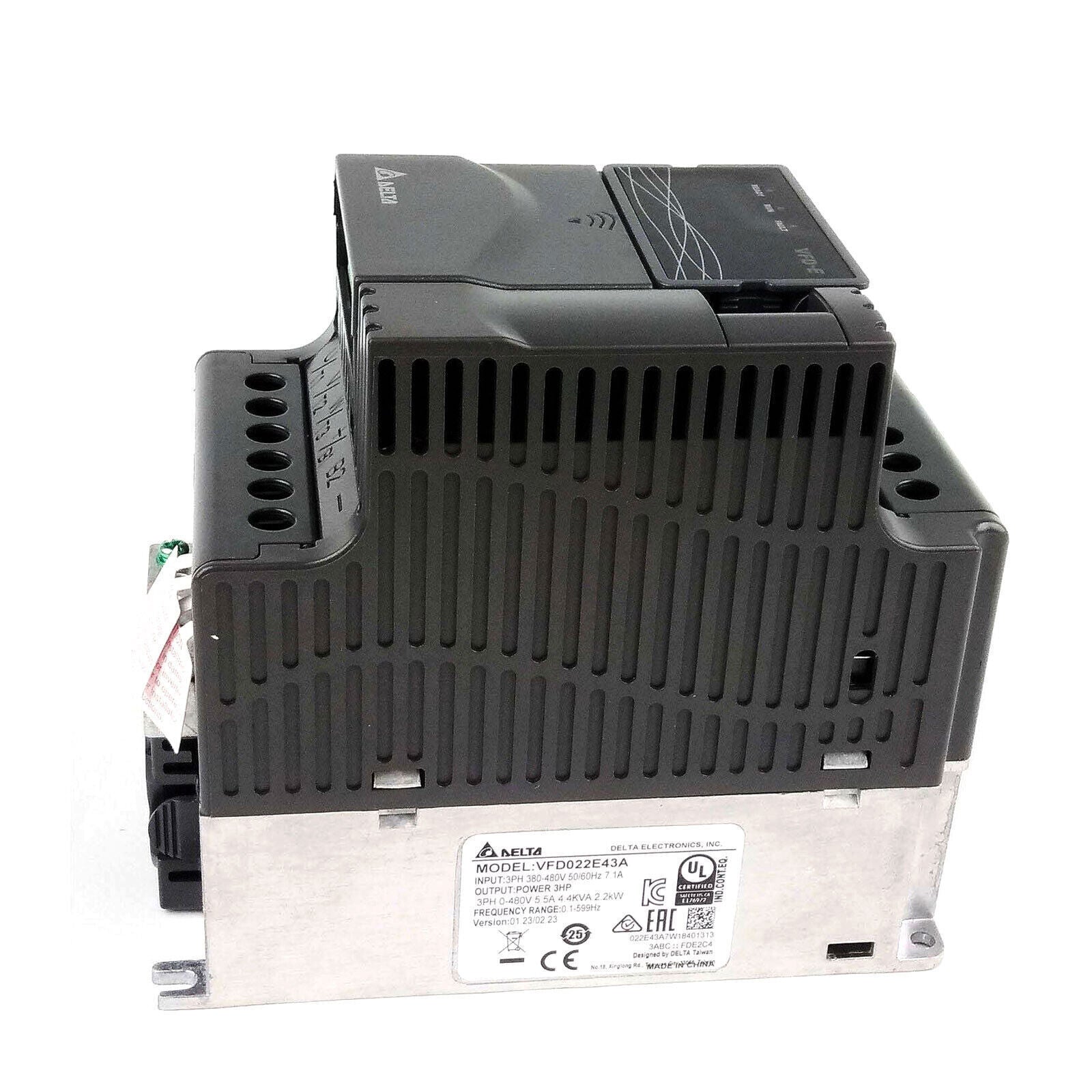 new 1PC Delta VFD022E43A Inverter 380V 2.2KW ping - DELTA