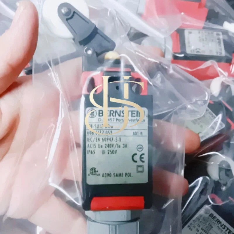 1PCS Berstein D-32457 Limit switch Fast Delivery
