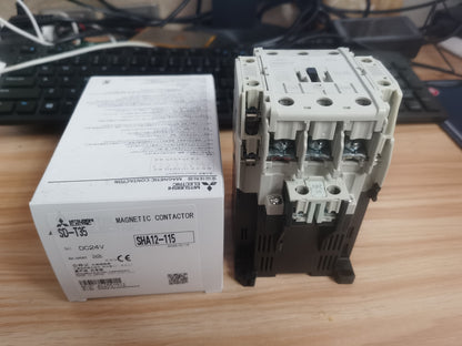 Mitsubishi SD-T35 SDT35 DC Contactor In Box  Free Ship