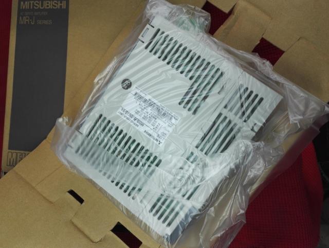 1PC MITSUBISHI AC SERVO DRIVER MDS-B-SVJ2-04