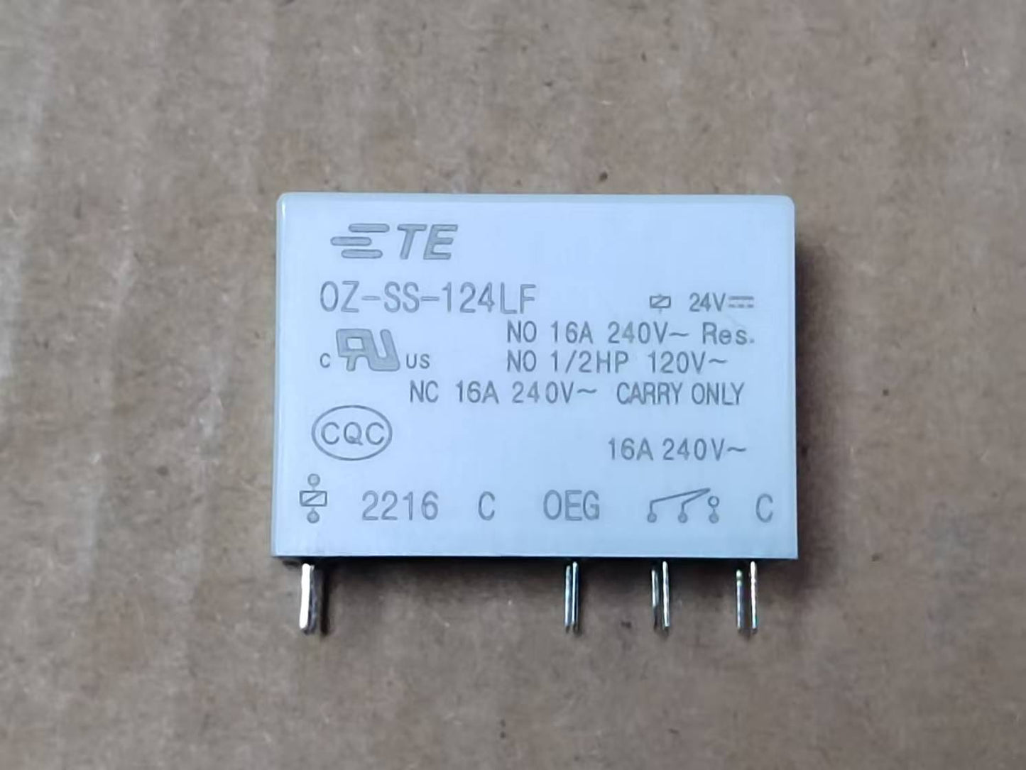 new 2pcs RELAY RELAYS OEG OZ-SS-124LF 24VDC 8 PIN