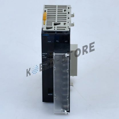 1PCS Omron CJ1W-DA021 CJ1WDA021 PLC Unit Module
