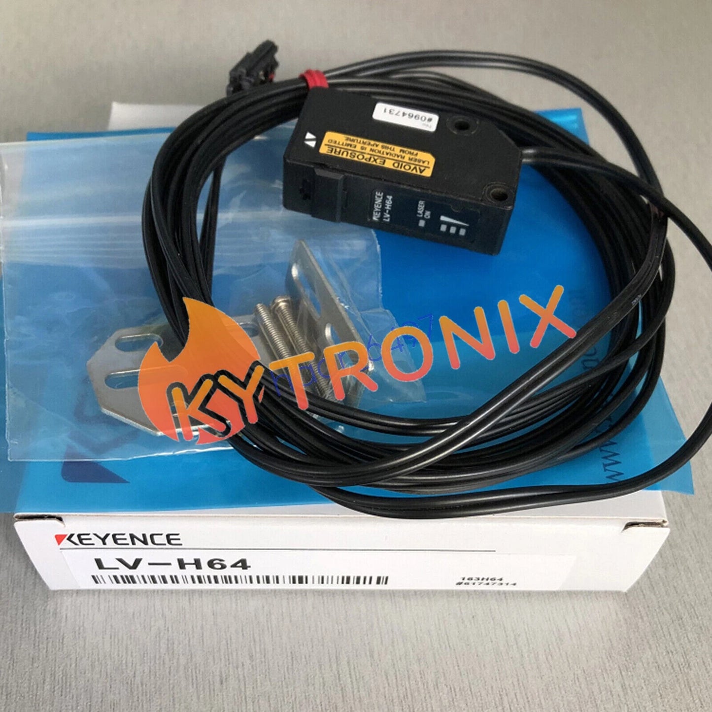 1PC Keyence LV-H64 Laser Sensor LVH64