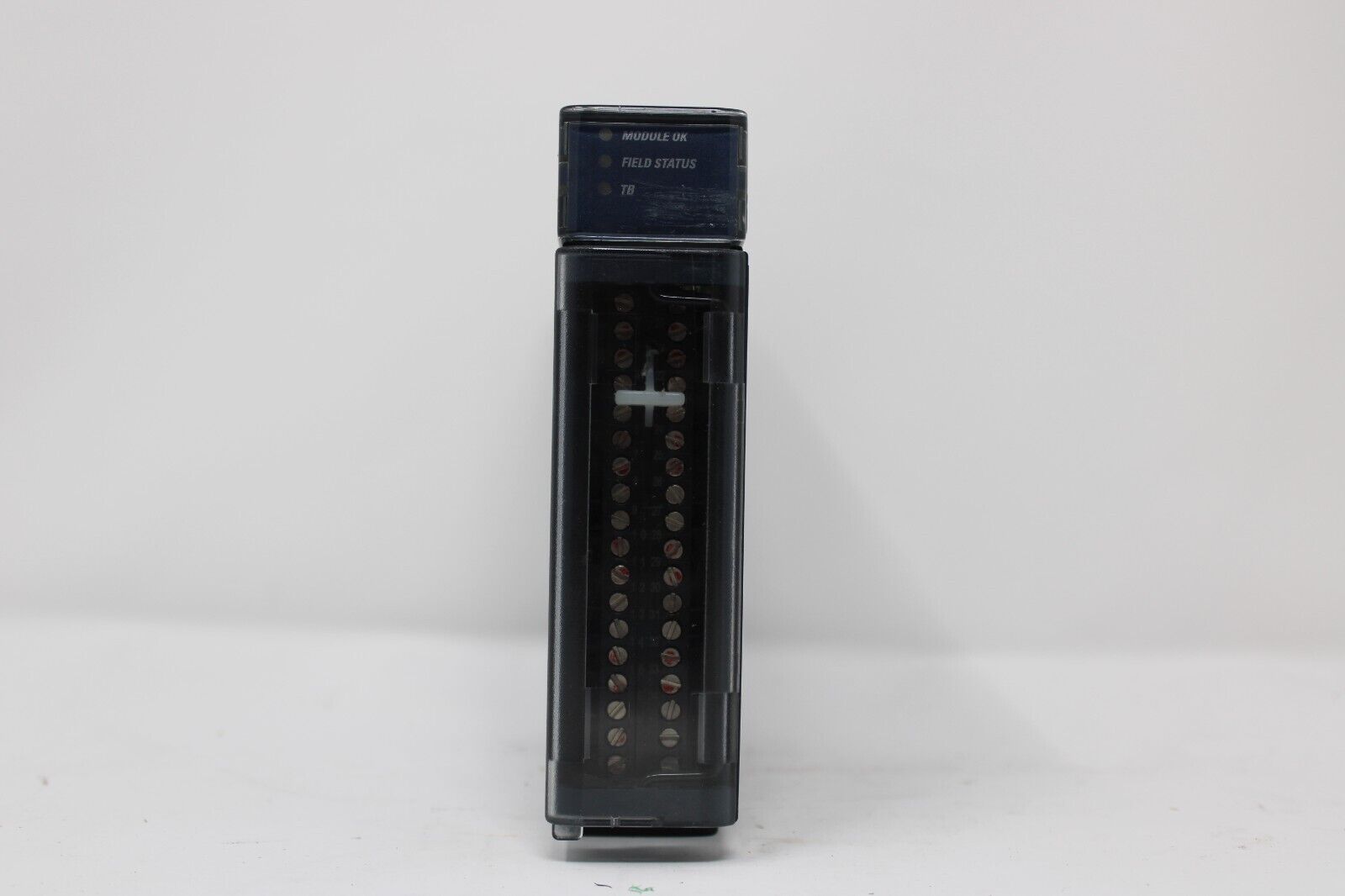 used GE Fanuc IC695ALG808 Isolated Analog Output Module IC695ALG808-DA - GE FANUC