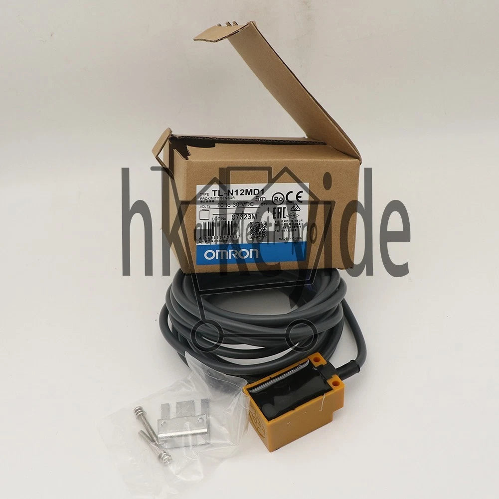 1PCS Omron TL-N12MD1 5M Proximity Switch Free Shipping