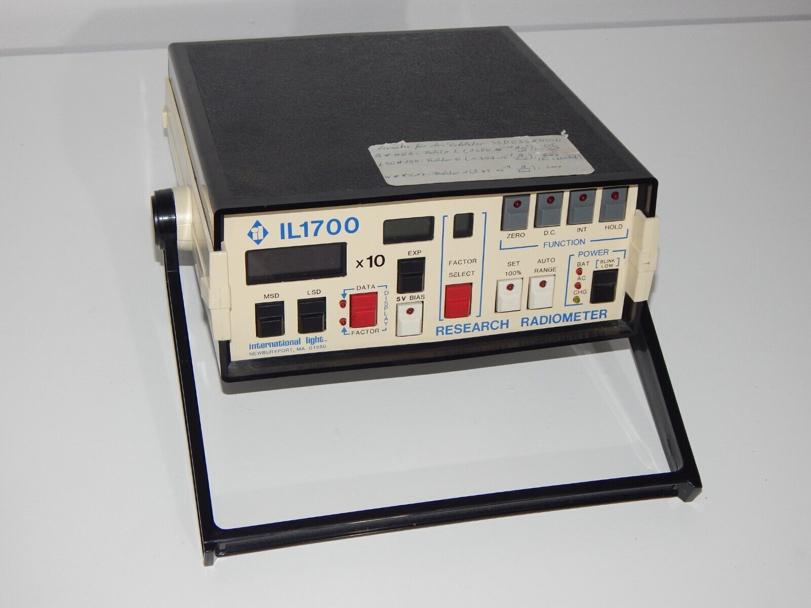 IL1700 Research Radiometer - Used - INTERNATIONAL LIGHT TECHNOLOGIES