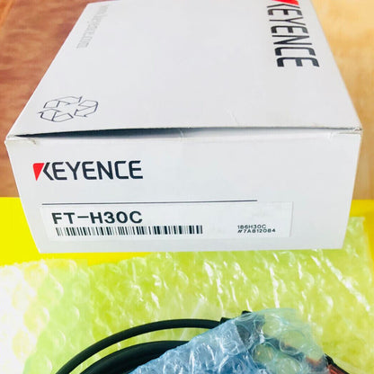 ONE KEYENCE Flowmeter Sensor FT-H30C - KEYENCE
