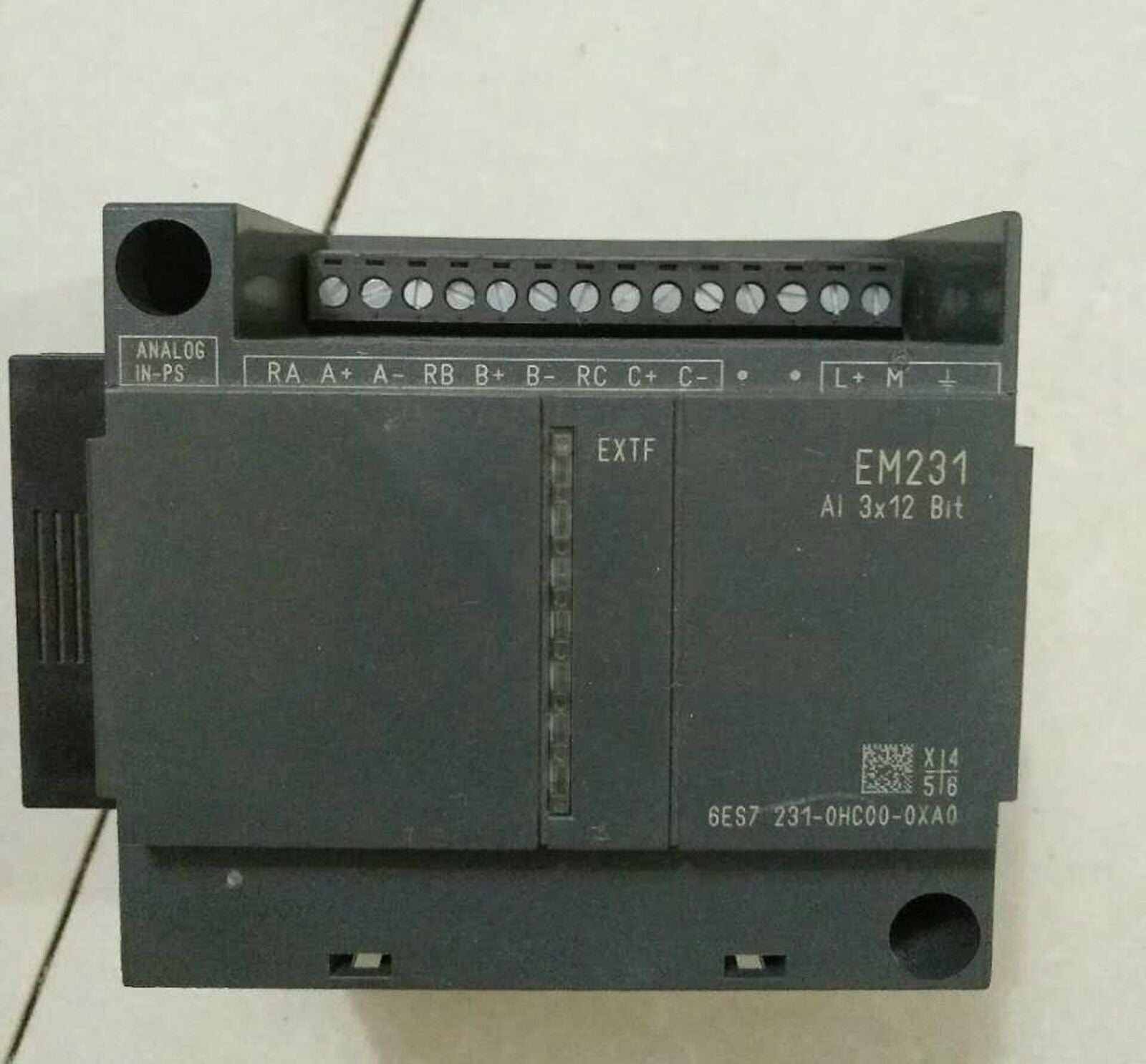 used  Siemens Analog input module 6ES7231-0HC00-0XA0 TestedIt Good