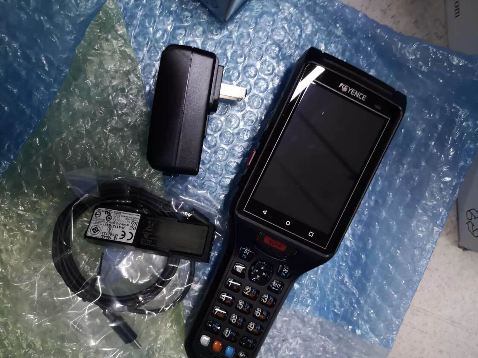 new KEYENCE BT-A500GC Barcode Reader with Box - KEYENCE