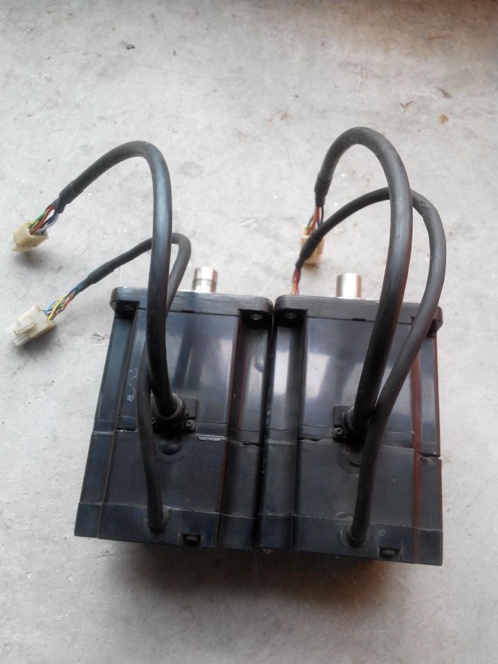 Used SGMP-02A8YR11 Servo Motor for Industrial Applications - ABC MOTOR CO.