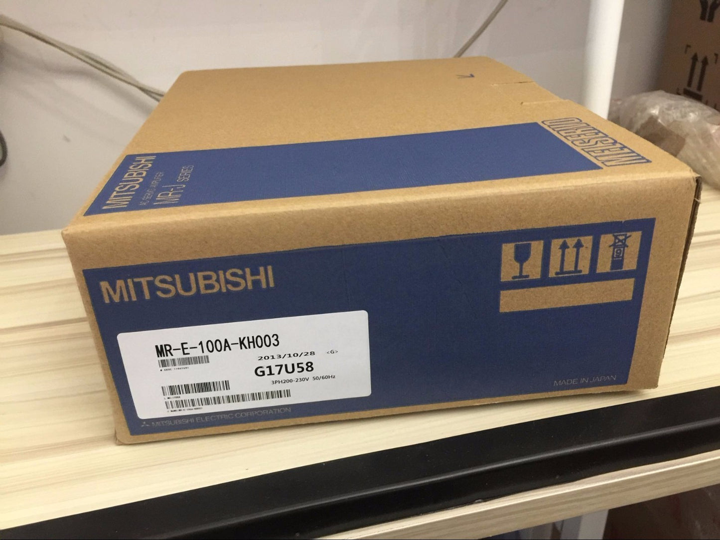 Mitsubishi MR-E-100A-KH003 Servo Driver In Box - Free Shipping