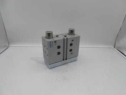 FESTO DFM-32-25-P-A-GF Pneumatic Cylinder with 25 Bar Pressure and 320 N Maximum Force - FESTO