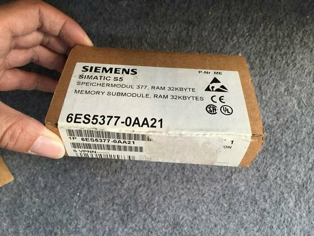 new 1PC  Siemens 6ES5377-0AA21 6ES5 377-0AA21 One year