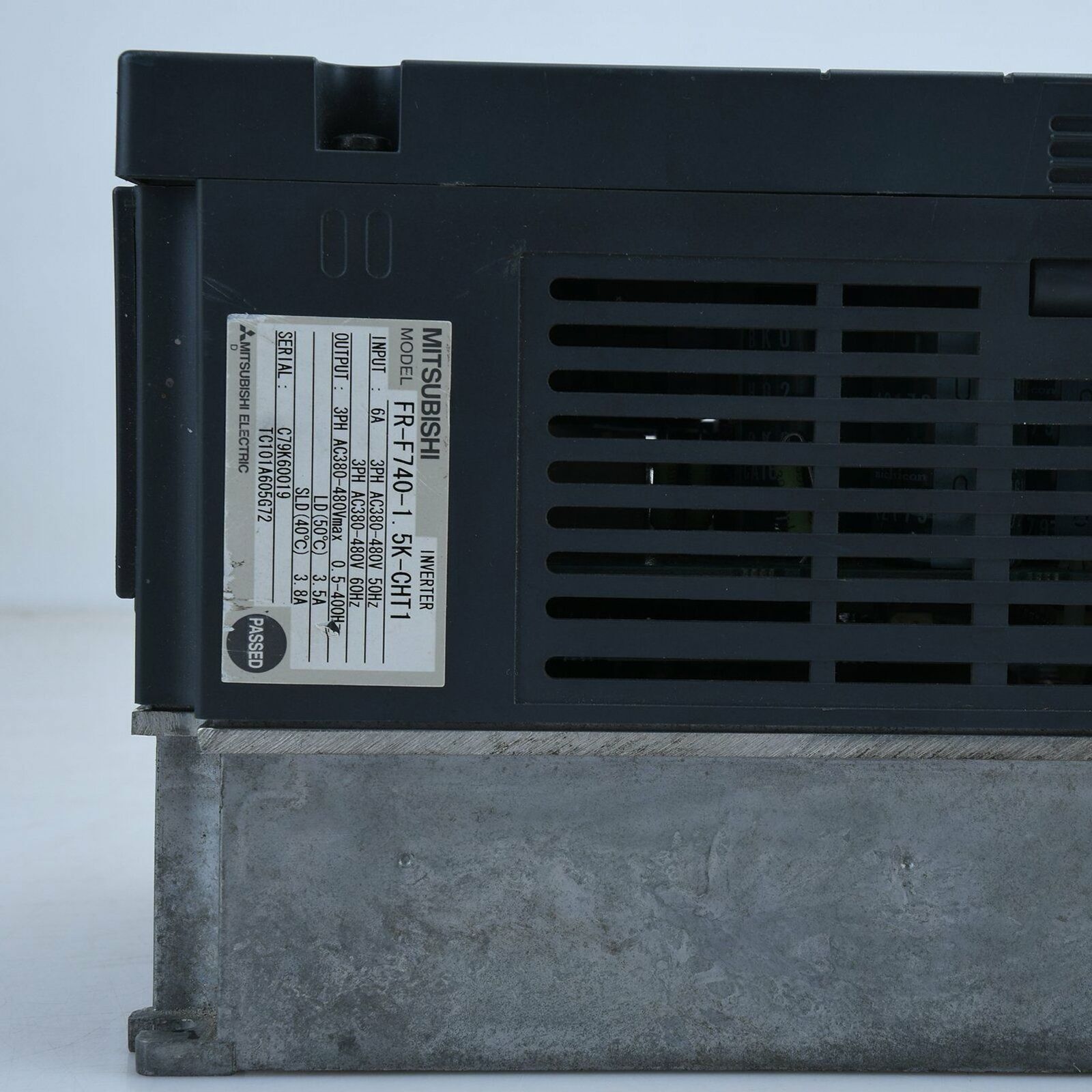 used ONE Mitsubishi inverter FR-F740-1.5K-CHT1 FRF7401.5KCHT1 Fully tested - MITSUBISHI