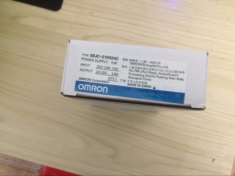 new 1PC Omron S8JC-Z10024C In Box *TT - OMRON