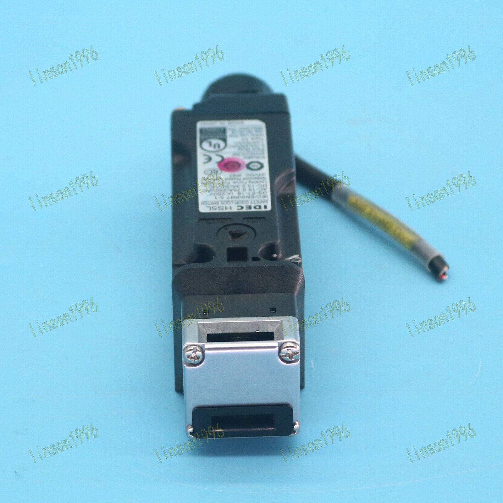 Used IDEC Safety Door Lock Switch HS5L-VD4 - IDECSECURITY