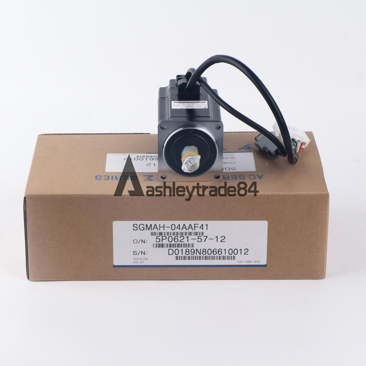 new 1PC  YASKAWA SGMAH-04AAF41 AC SERVO MOTOR