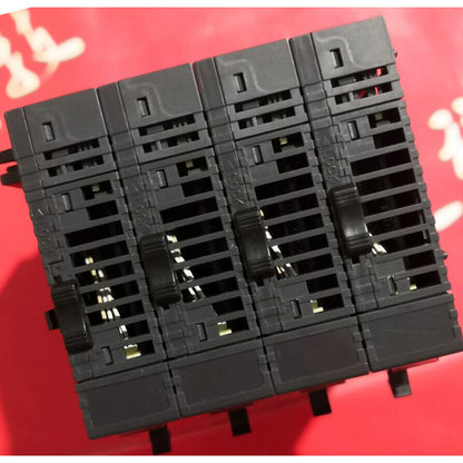 KEYENCE KV-C32TD programmable controller module - KEYENCE