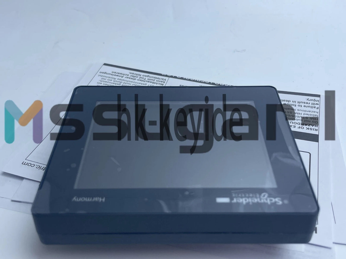 The HMI HMIS65 touch screen HMIS65 is shipped quickly