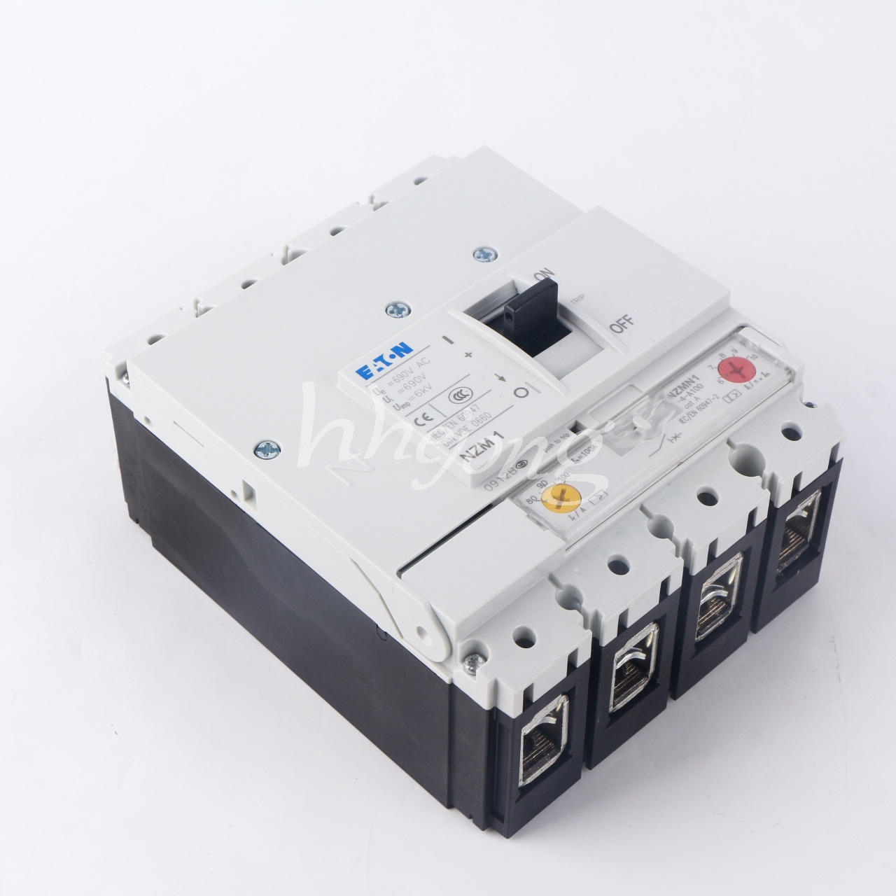 1PCS Eaton Circuit Breaker NZMN1-4-A100 - EATON