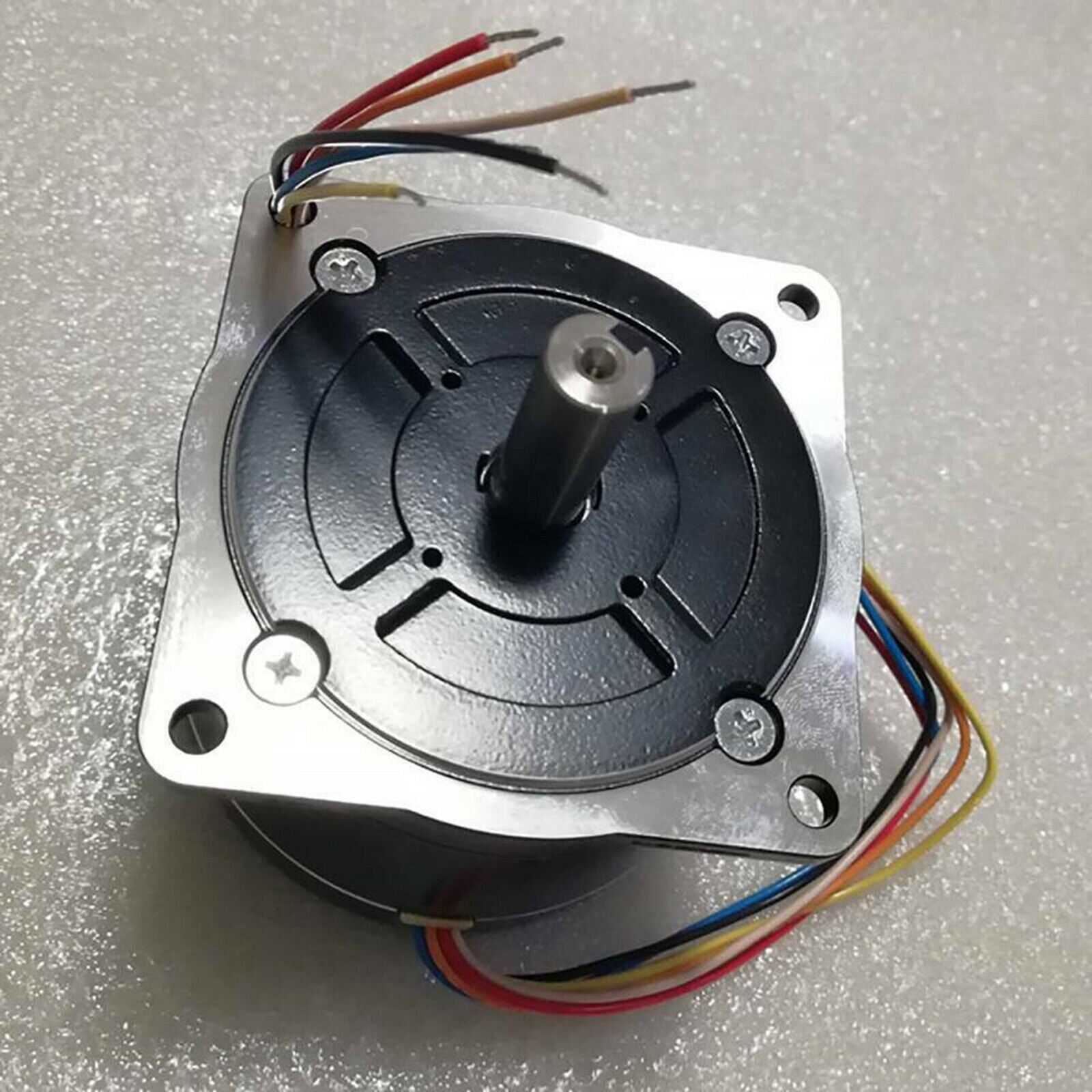 new 1Pc  SANYO Stepper Motor 103H8221-0941#GL