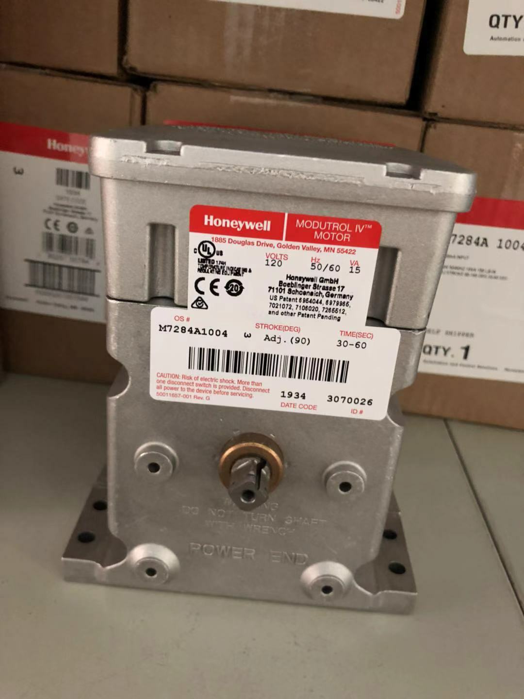 new  Honeywell Modutrol Motor M7284A-1004 M7284A1004 Honeywell